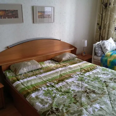 Apartament Apartnet. 3-Bedrooms Lobanka Street Mińsk