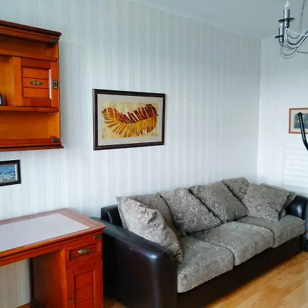 Apartnet. 3-Bedrooms Lobanka Street